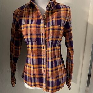 Cotopaxi Mero Organic Flannel Shirt Women’s XS Black Violet Plaid NWT